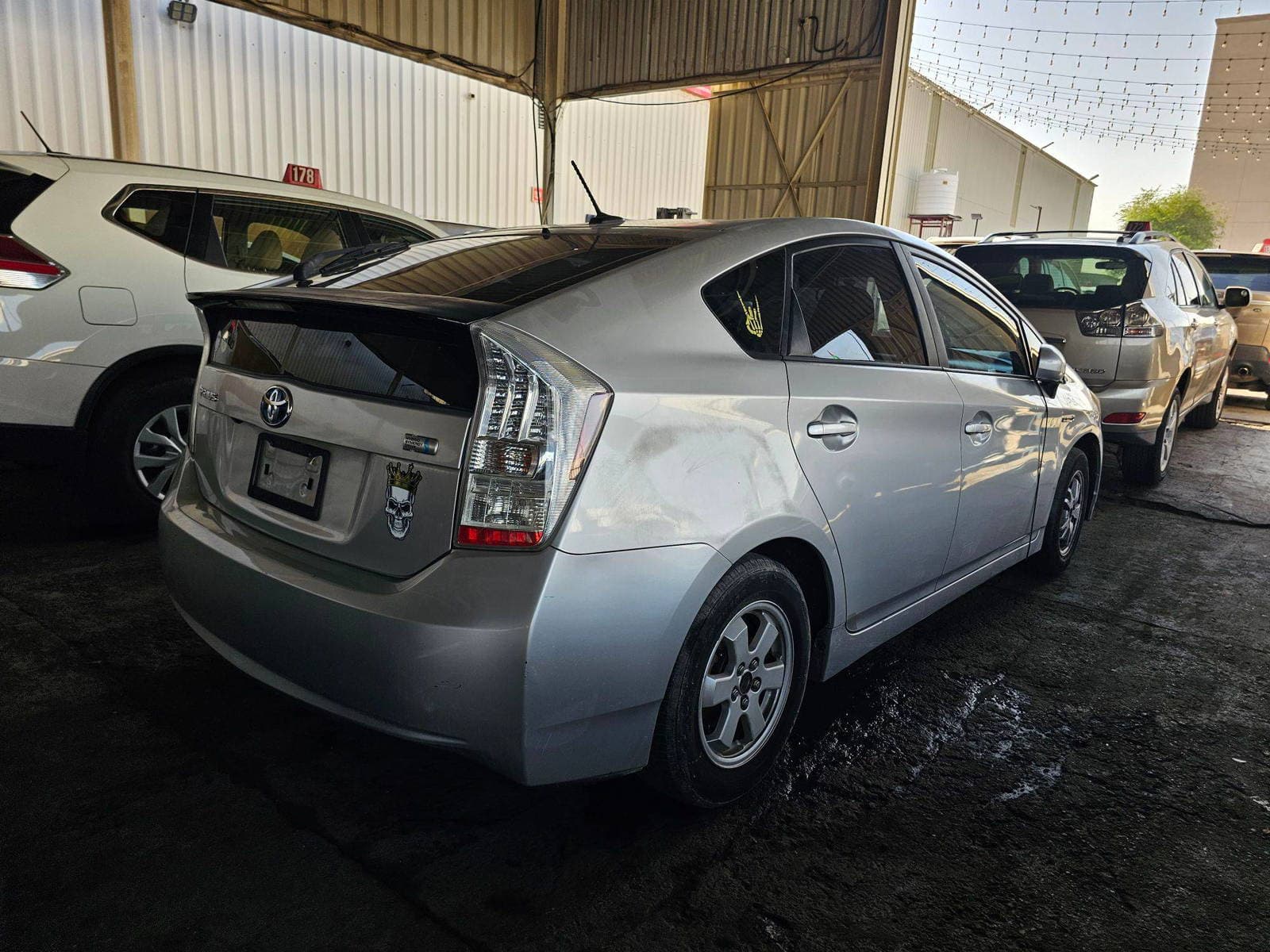 TOYOTA PRIUS 2010 view 2