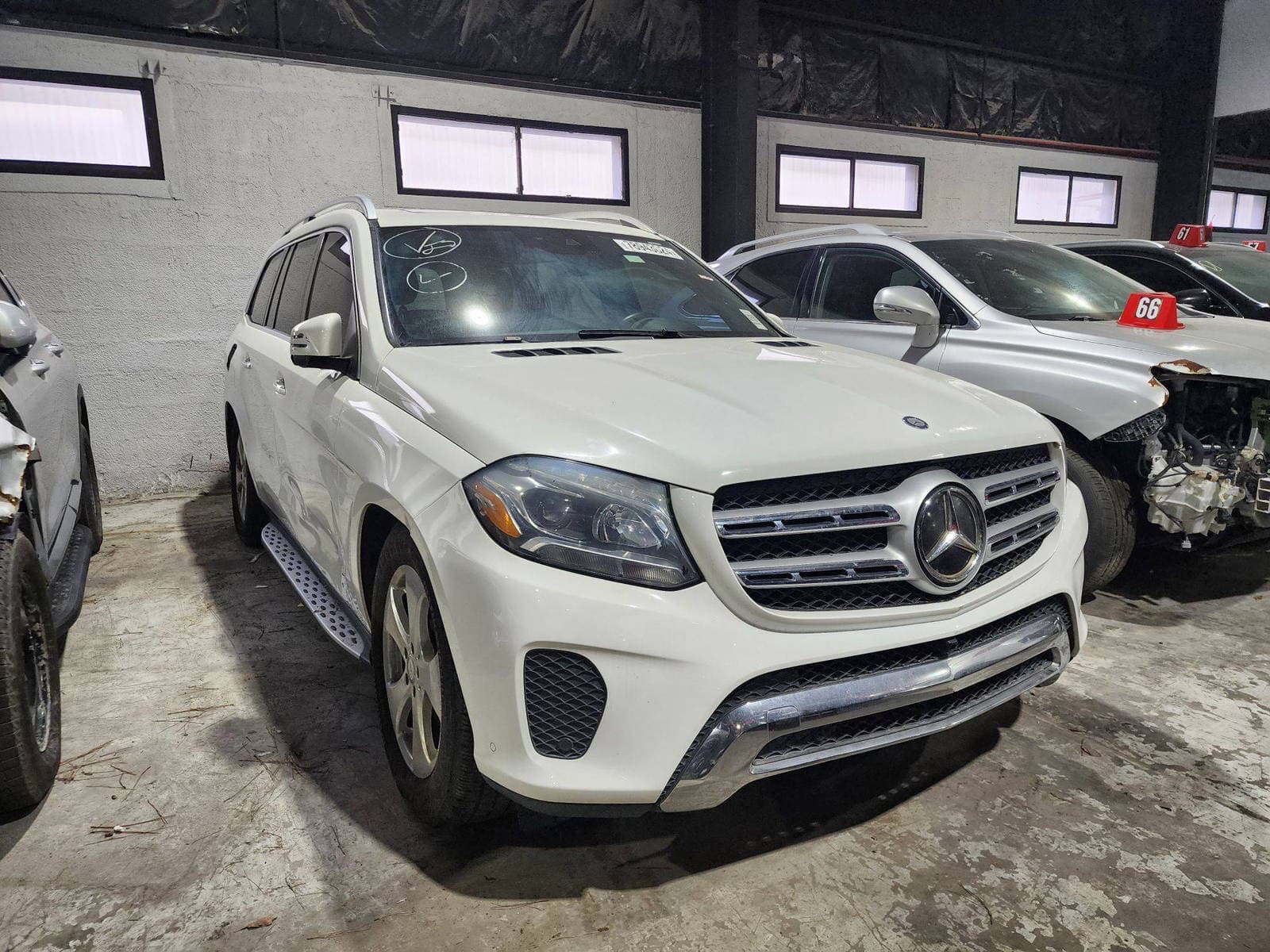 MERCEDES BENZ GLS 450 - Exterior