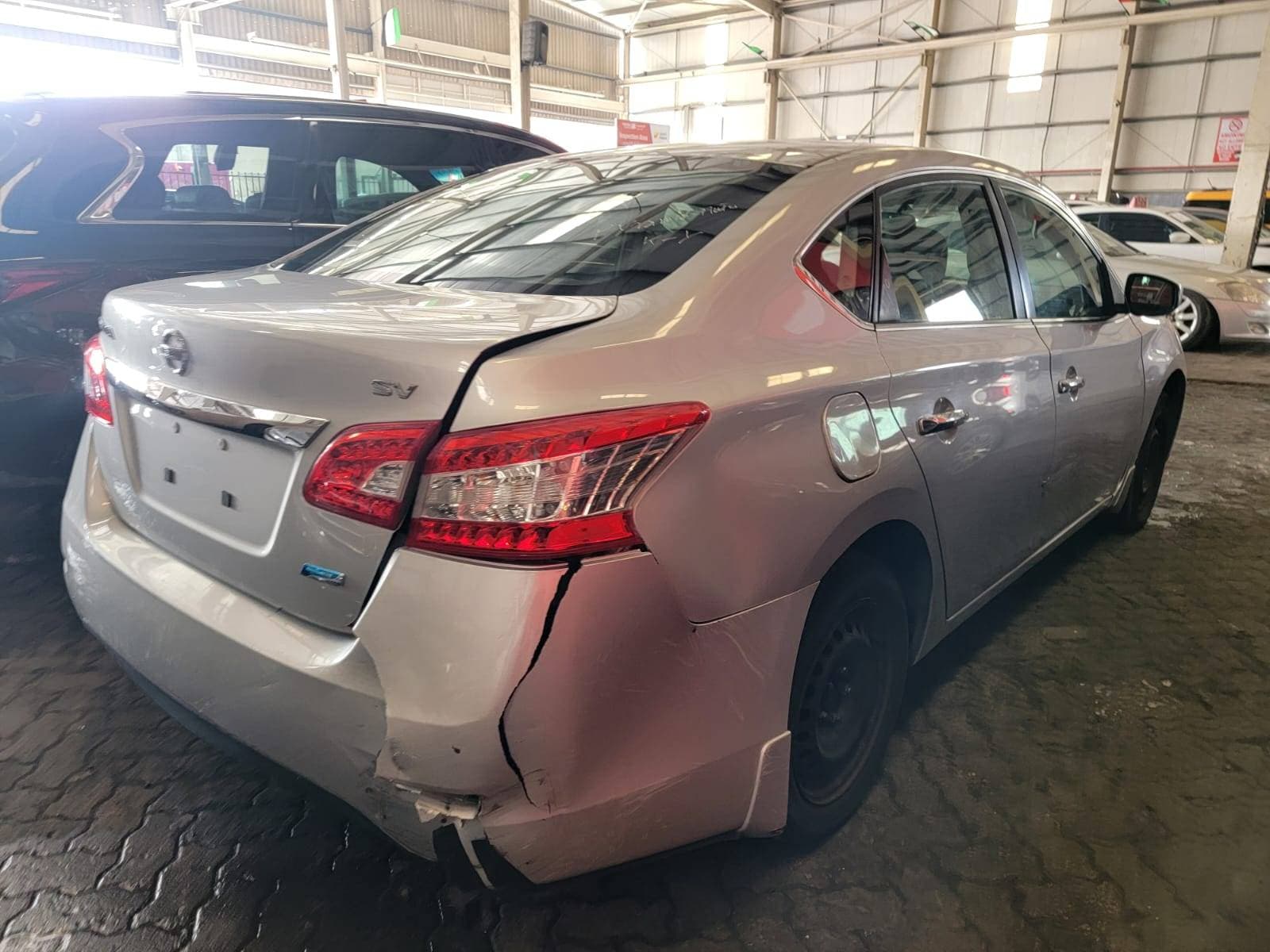NISSAN SENTRA - Exterior