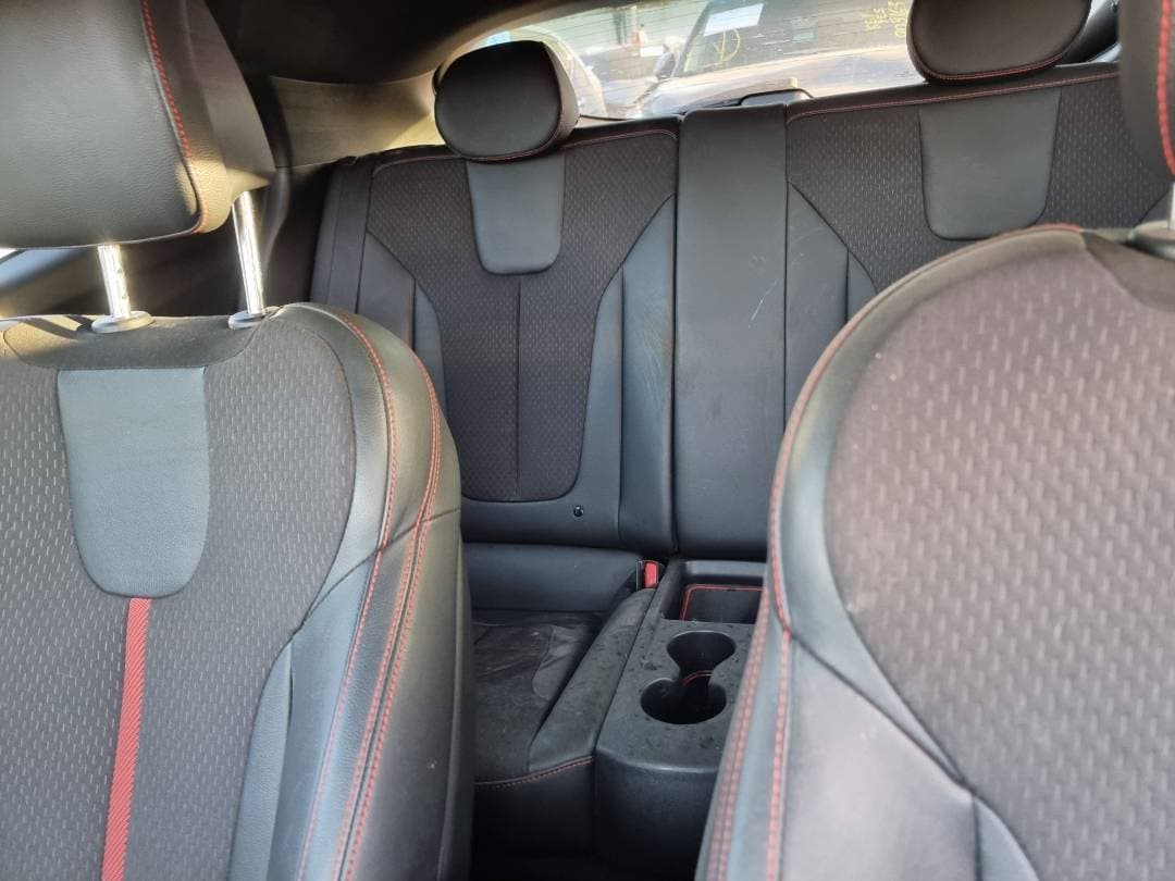 HYUNDAI VELOSTER 2019 view 2