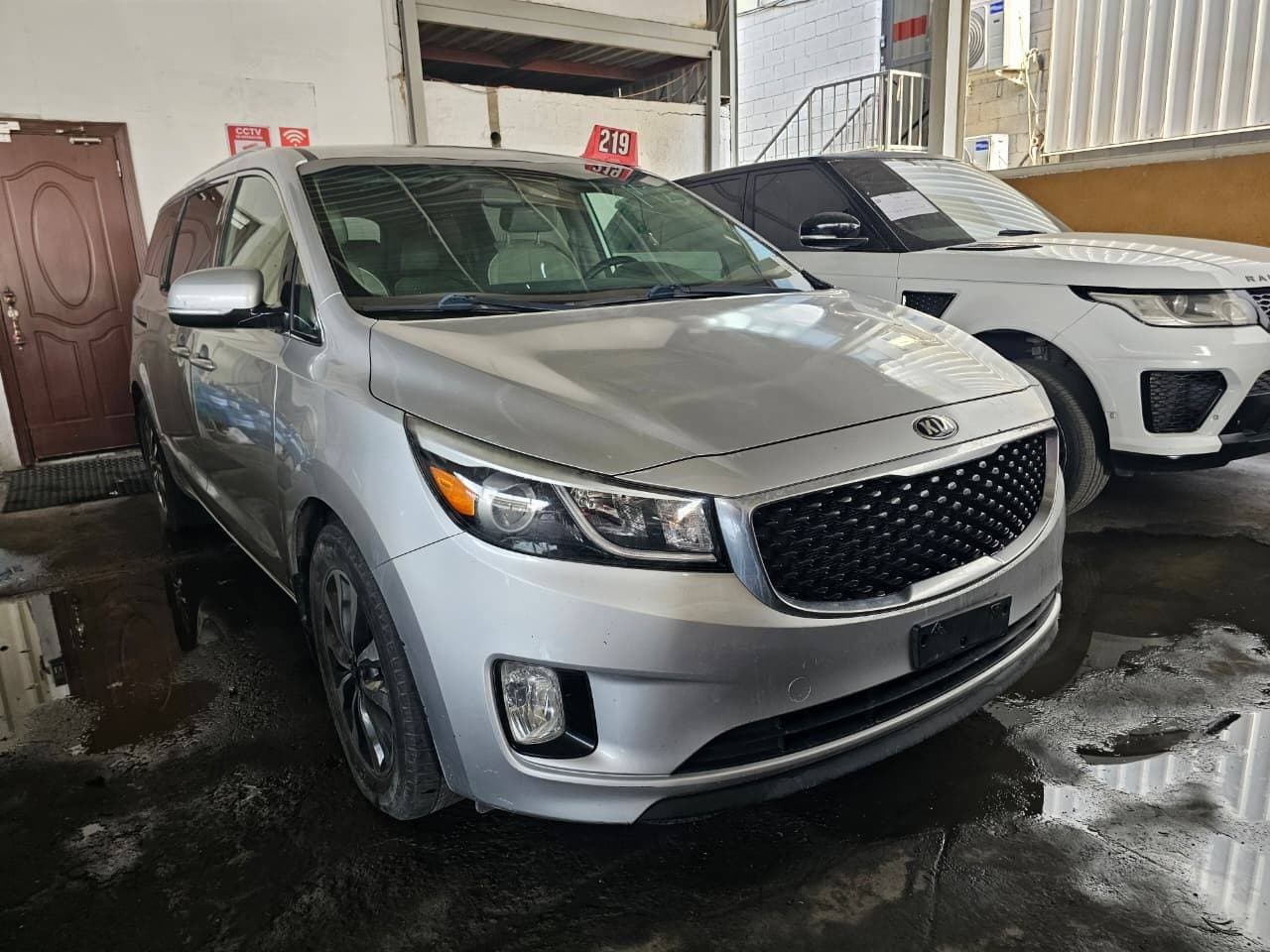 KIA SEDONA 2015 vehicle photo