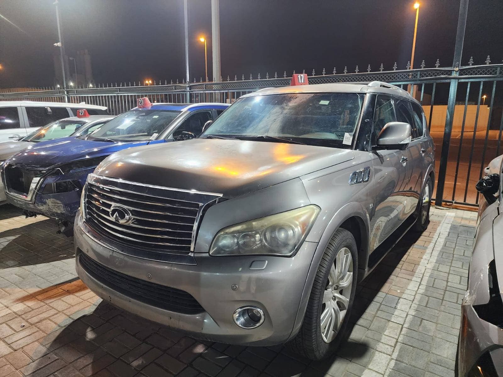 INFINITI QX80 2014 view 2