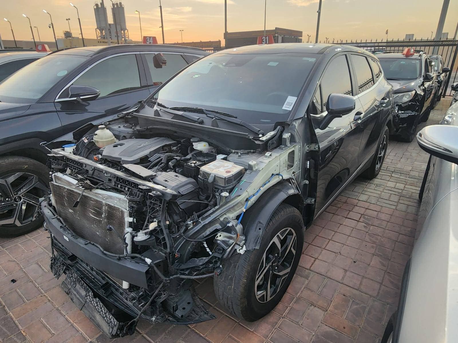 KIA SPORTAGE 2023 view 2