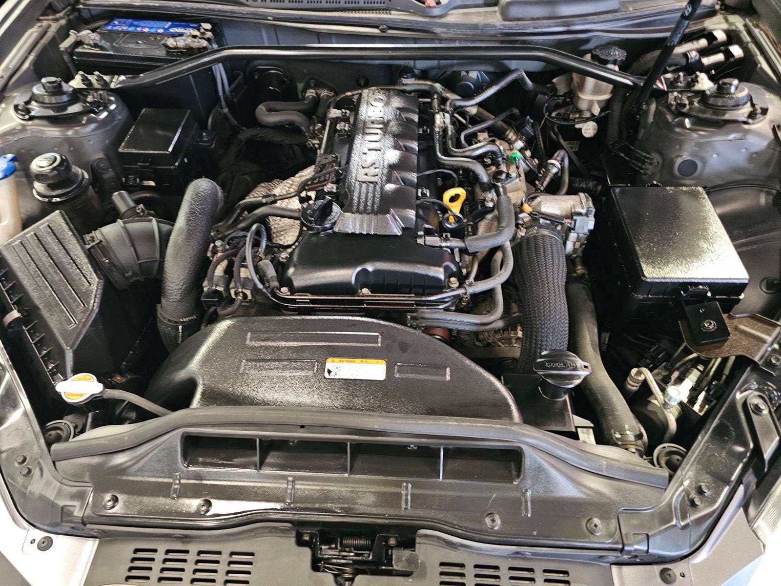 HYUNDAI GENESIS 2010 view 10