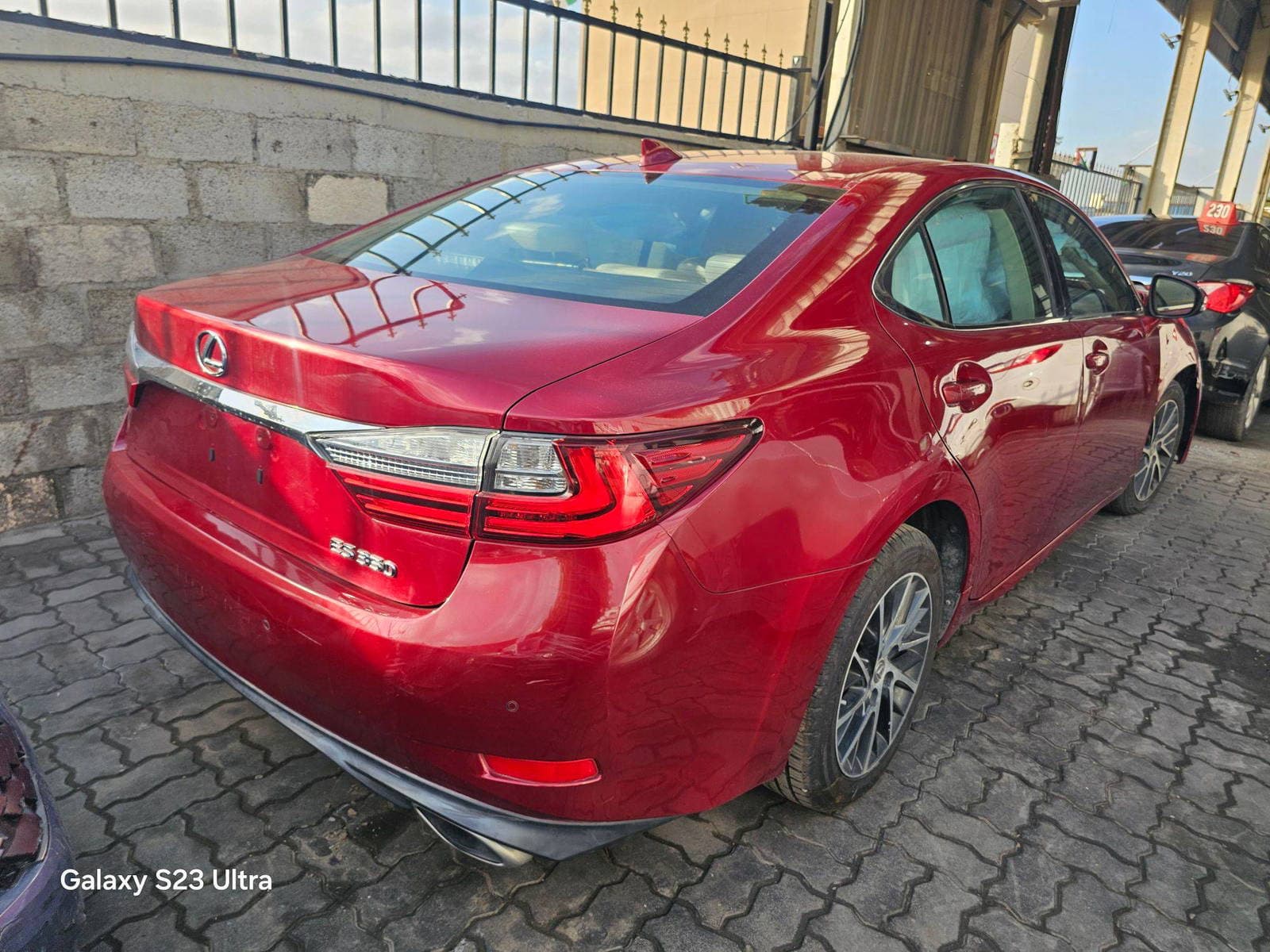 LEXUS ES 350 2016 view 2