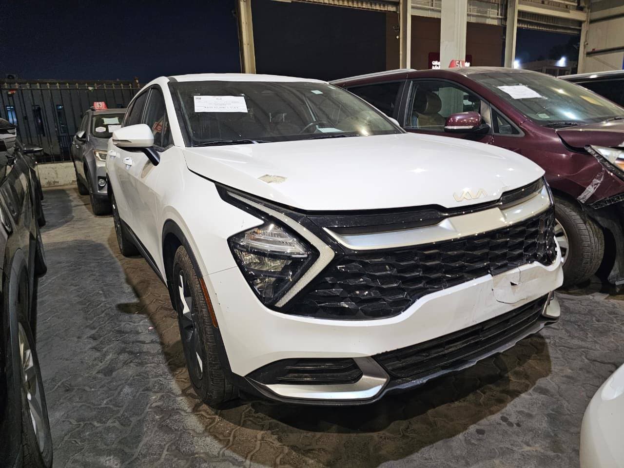 KIA SPORTAGE 2023 view 2