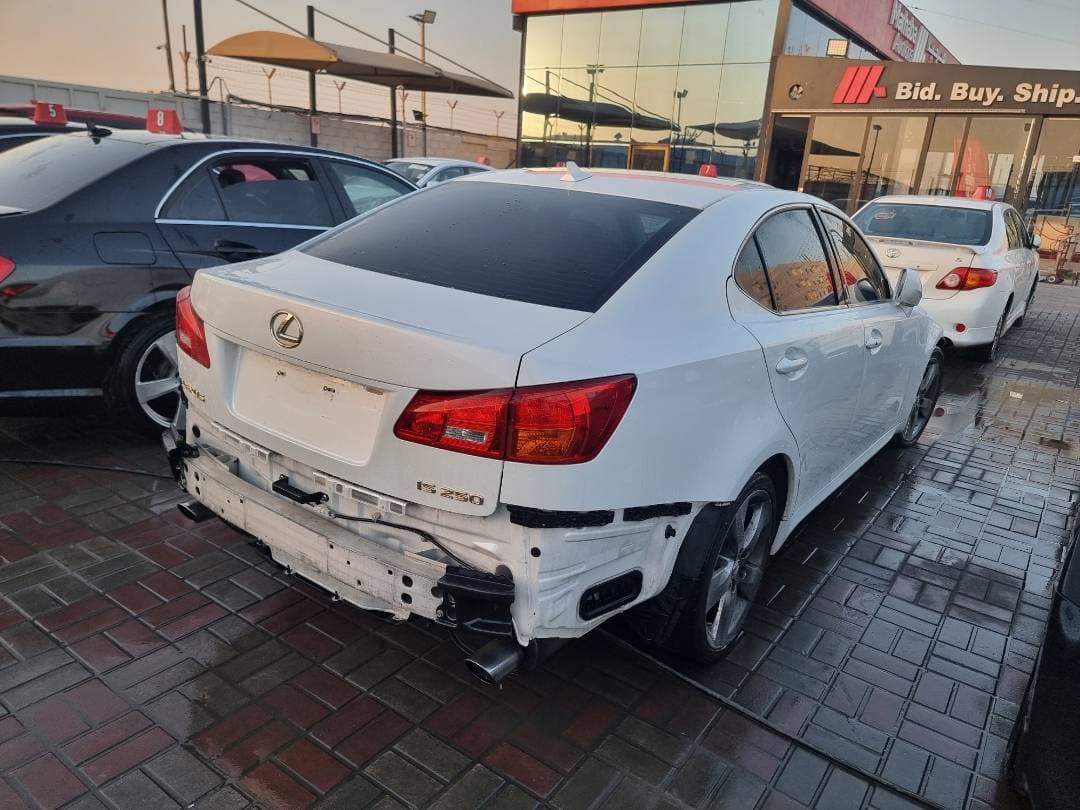 LEXUS IS 250 - Exterior