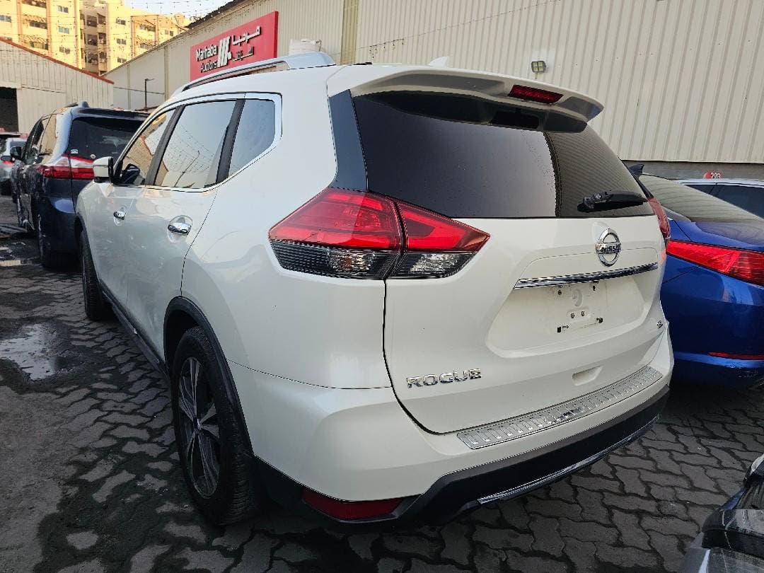 NISSAN ROGUE 2017 vehicle photo