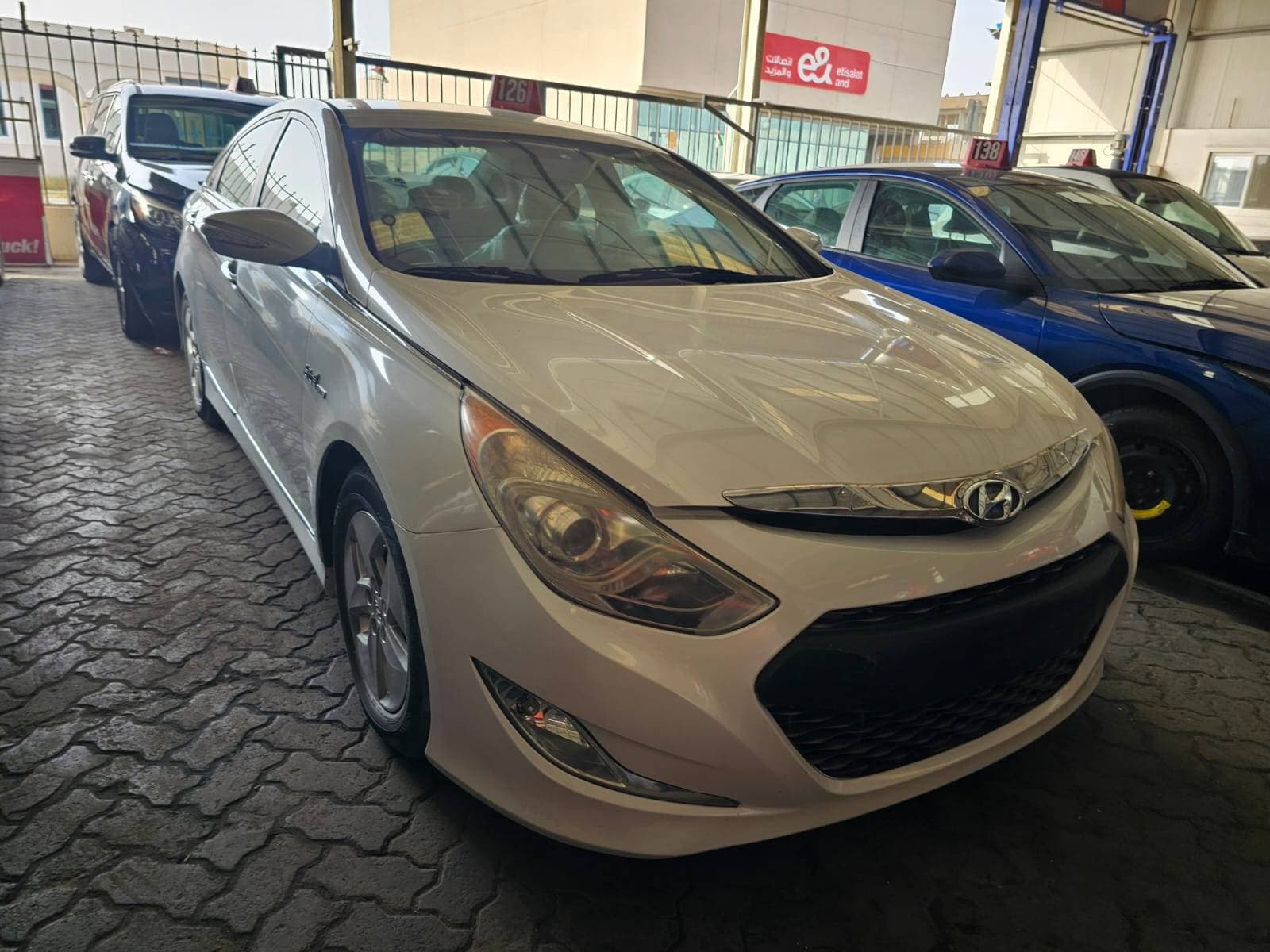 HYUNDAI SONATA 2012 vehicle photo