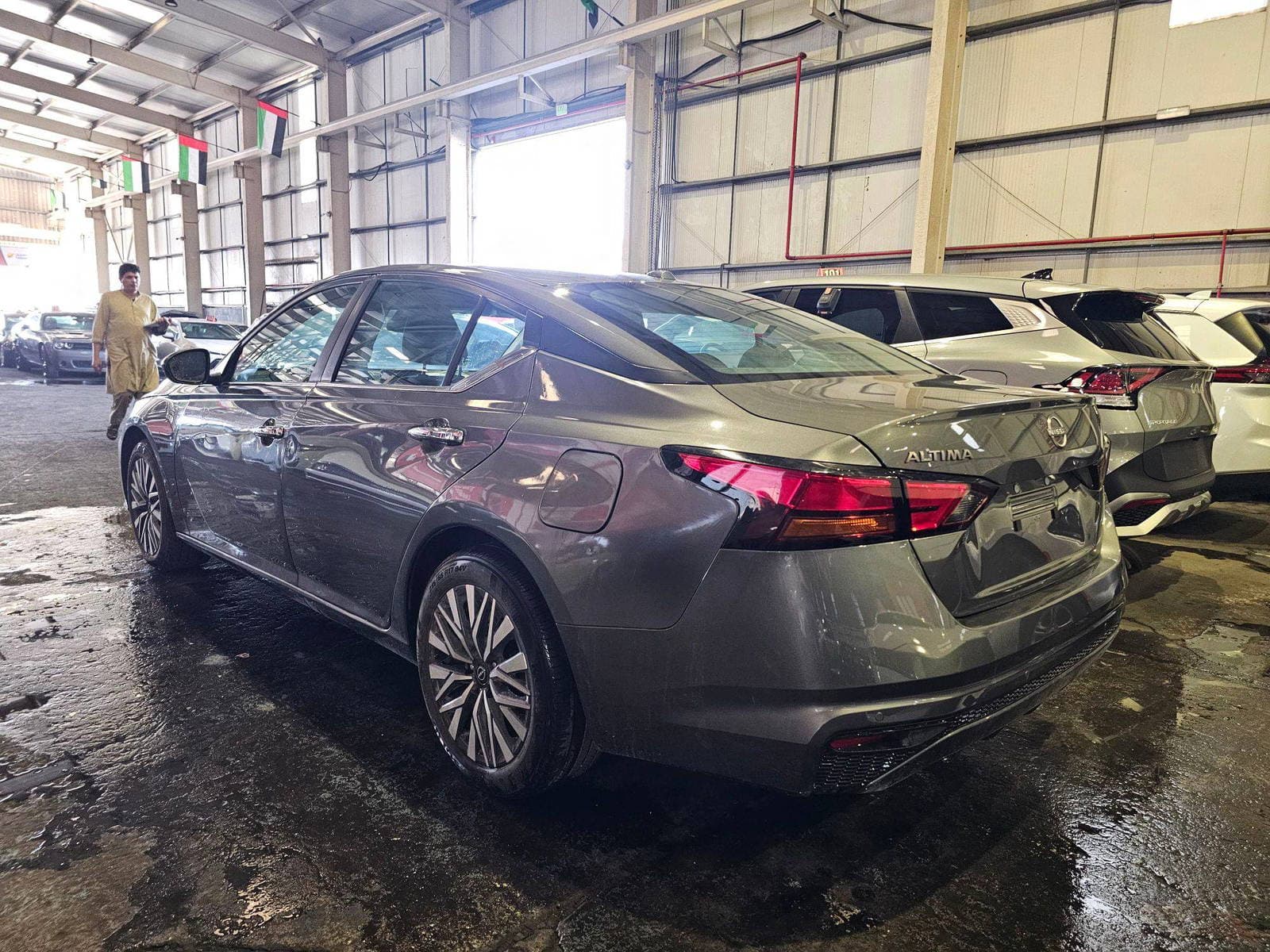 NISSAN ALTIMA 2025 view 2