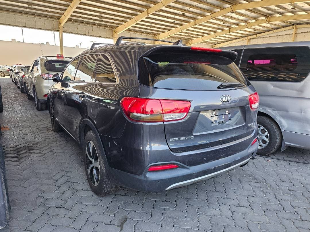 KIA SORENTO 2017 vehicle photo
