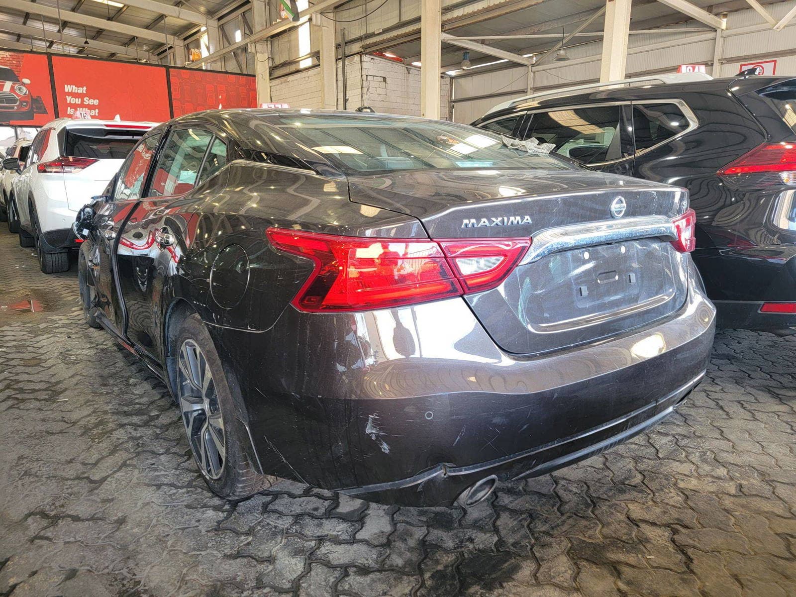 NISSAN MAXIMA 2017 view 2