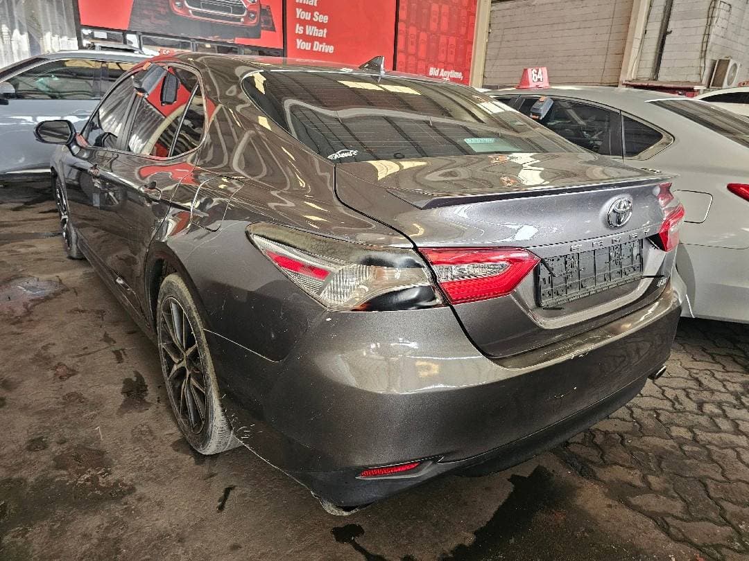 TOYOTA CAMRY 2020 vehicle photo