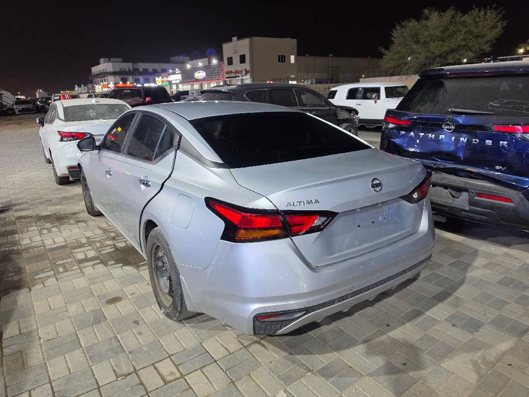 NISSAN ALTIMA 2021 vehicle photo