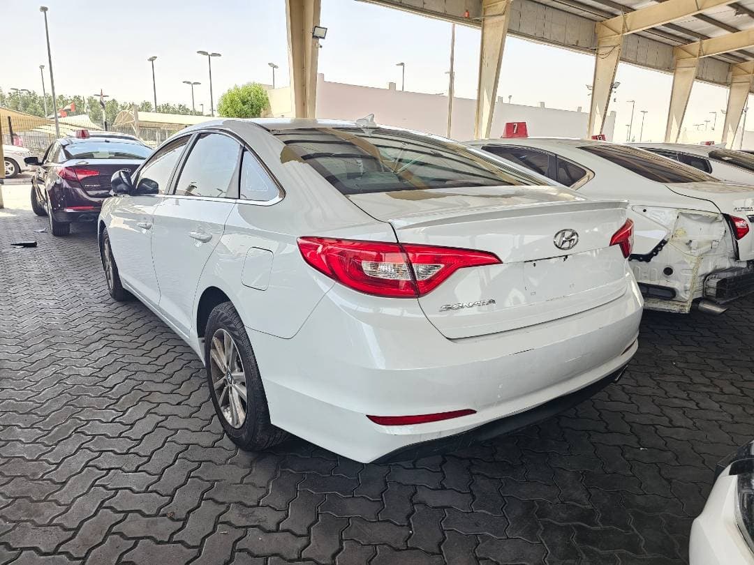 HYUNDAI SONATA 2015 vehicle photo