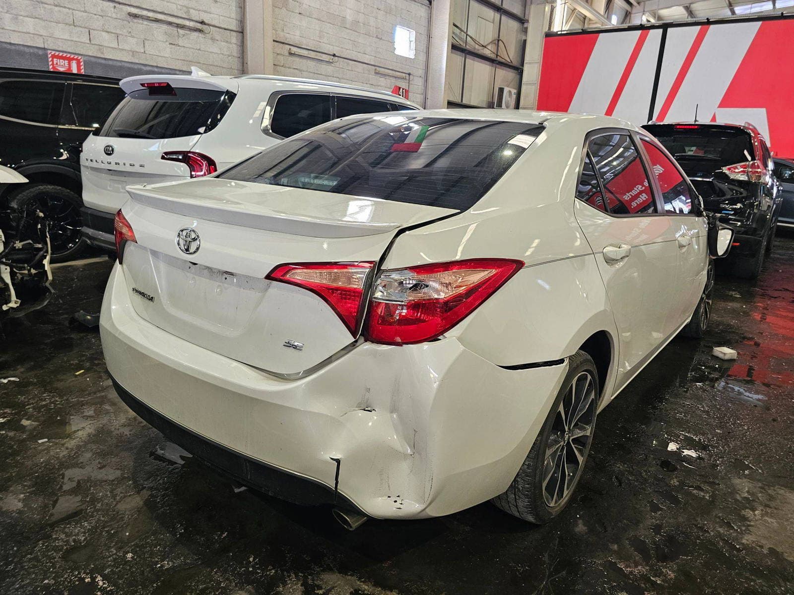 TOYOTA COROLLA 2018 view 2