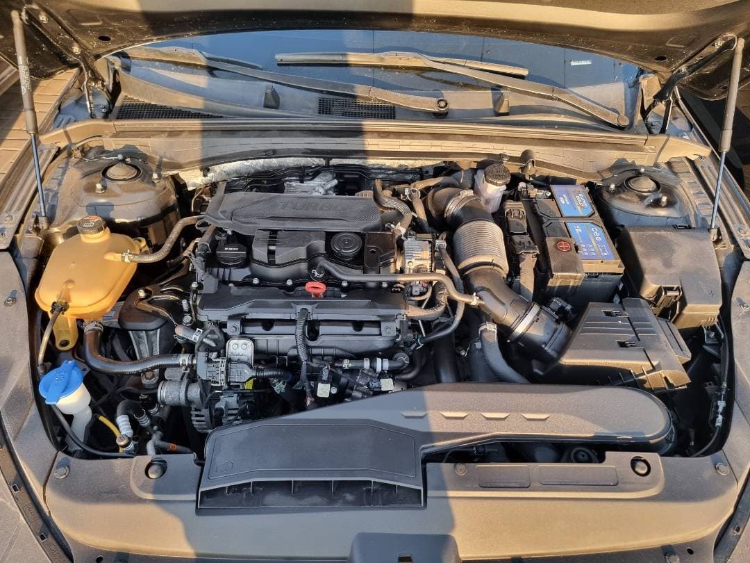 KIA K5 2021 view 10