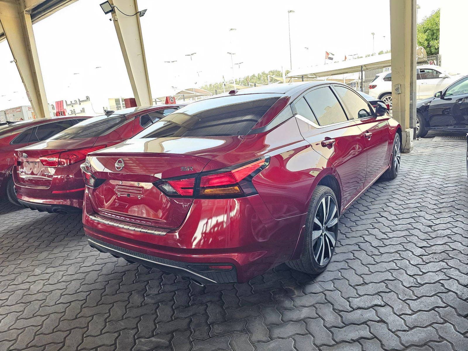 NISSAN ALTIMA - Exterior