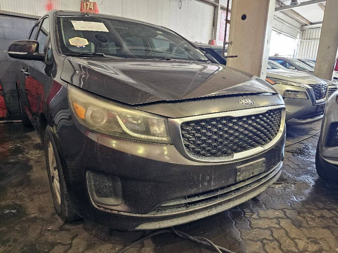 KIA SEDONA 2015 vehicle photo
