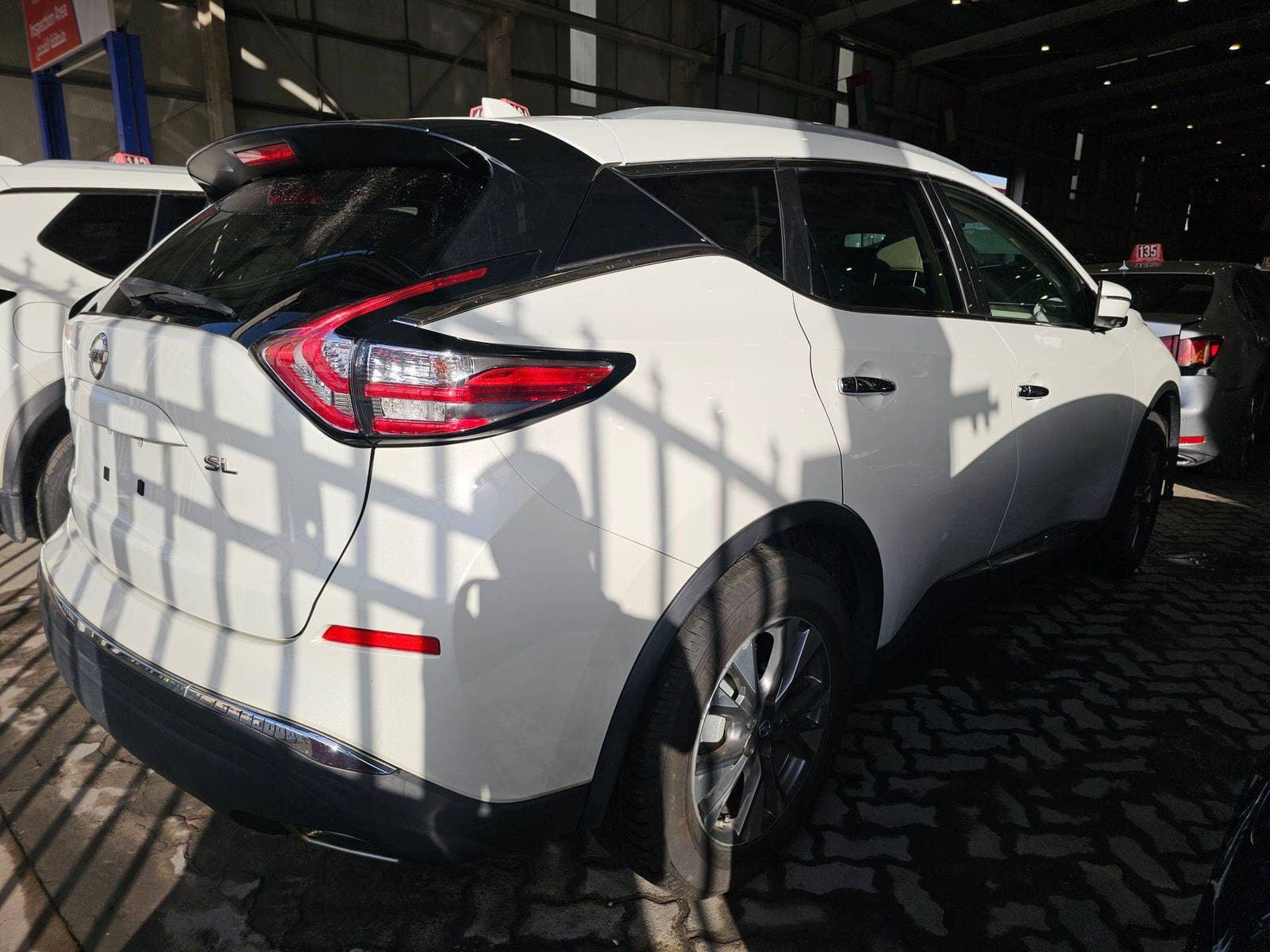 NISSAN MURANO 2018 view 2