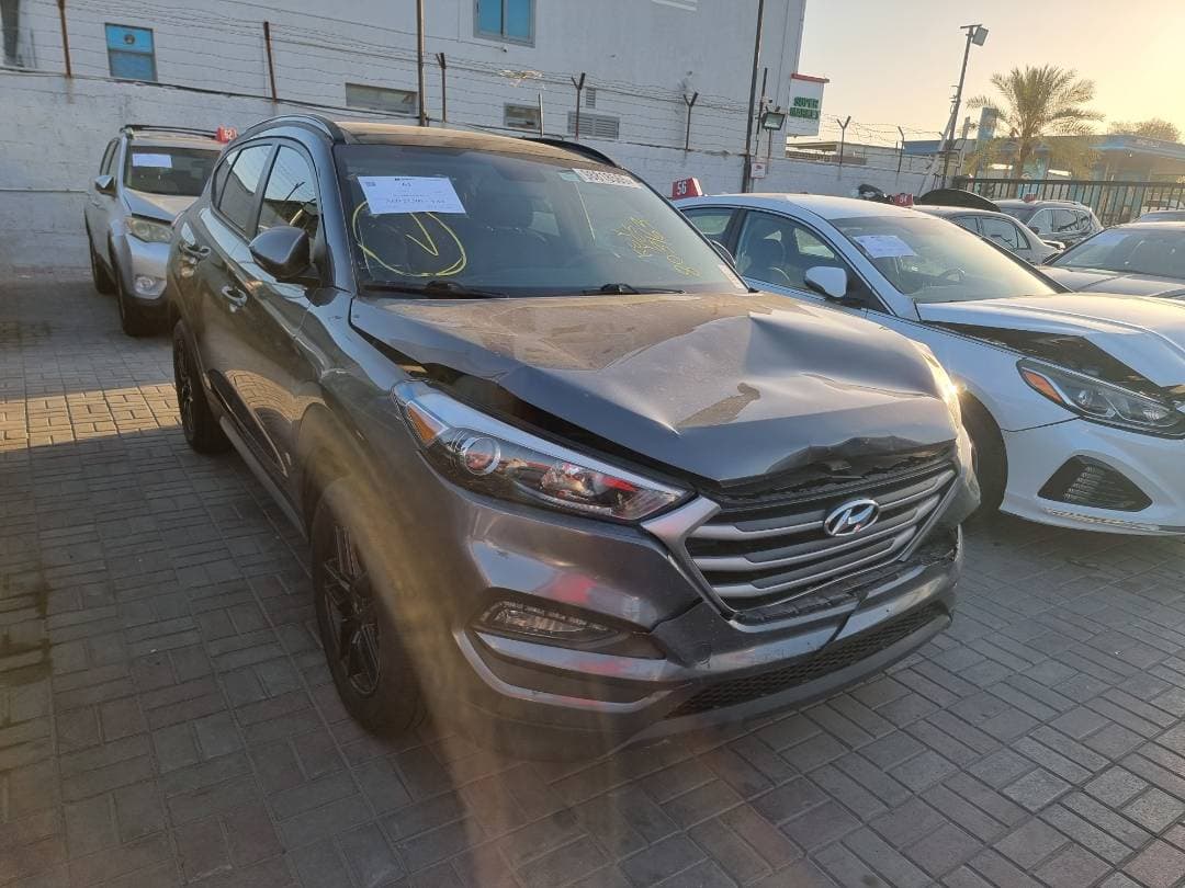 HYUNDAI TUCSON 2018 view 2