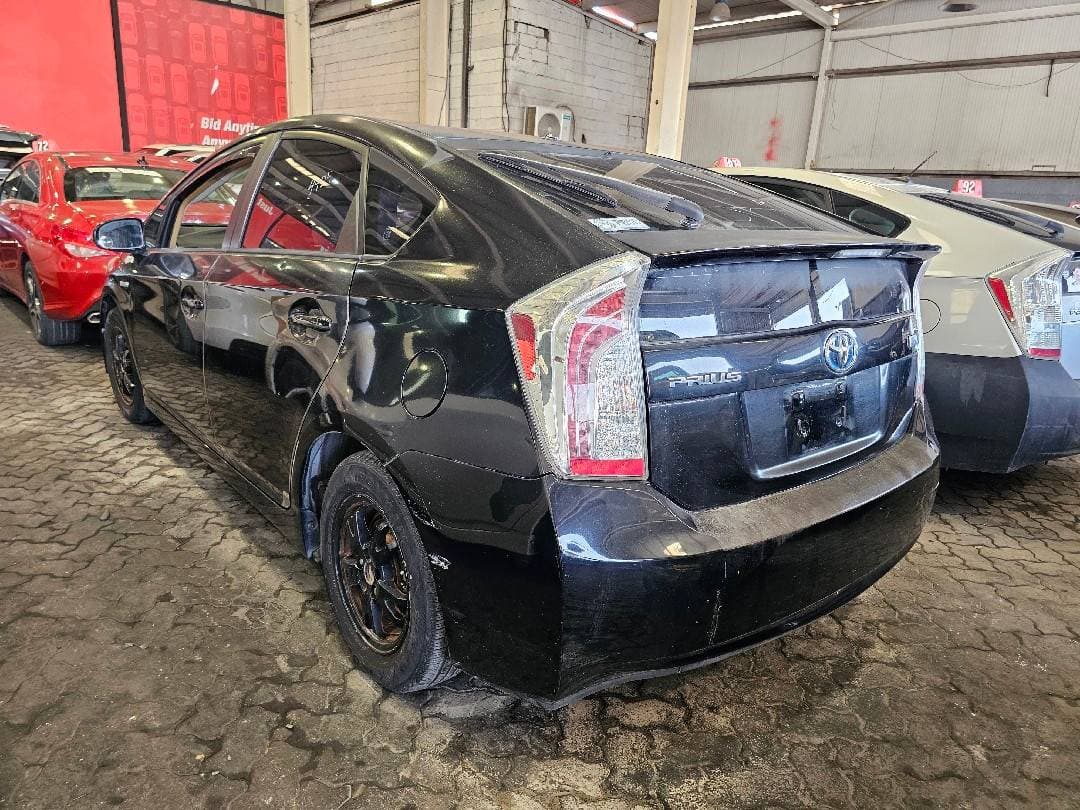 TOYOTA PRIUS 2014 vehicle photo