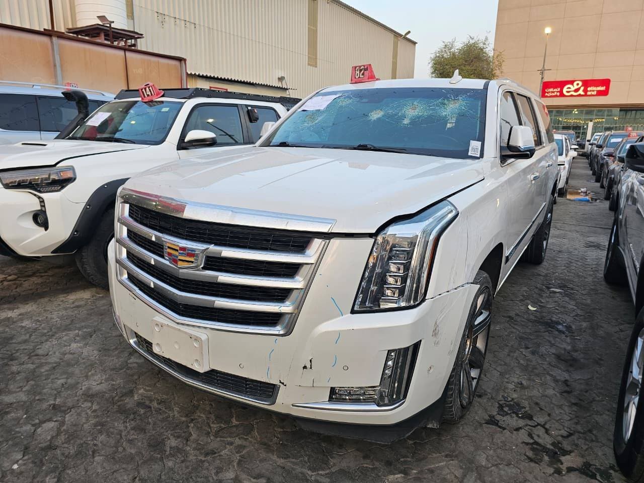 CADILLAC ESCALADE ESV PREMIUM LUXURY 2019 view 2