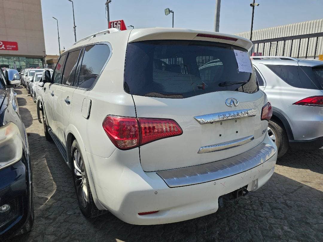 INFINITI QX80 2015 vehicle photo