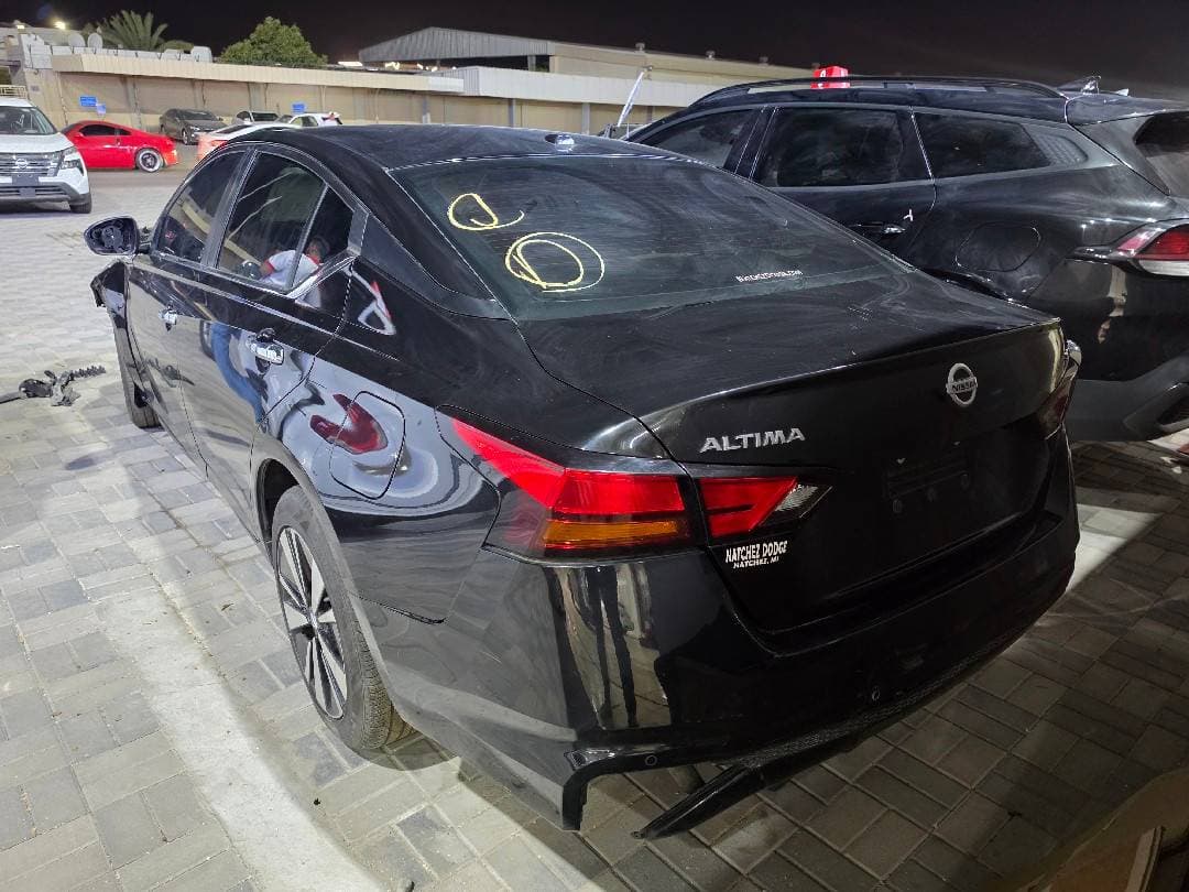 NISSAN ALTIMA 2021 vehicle photo
