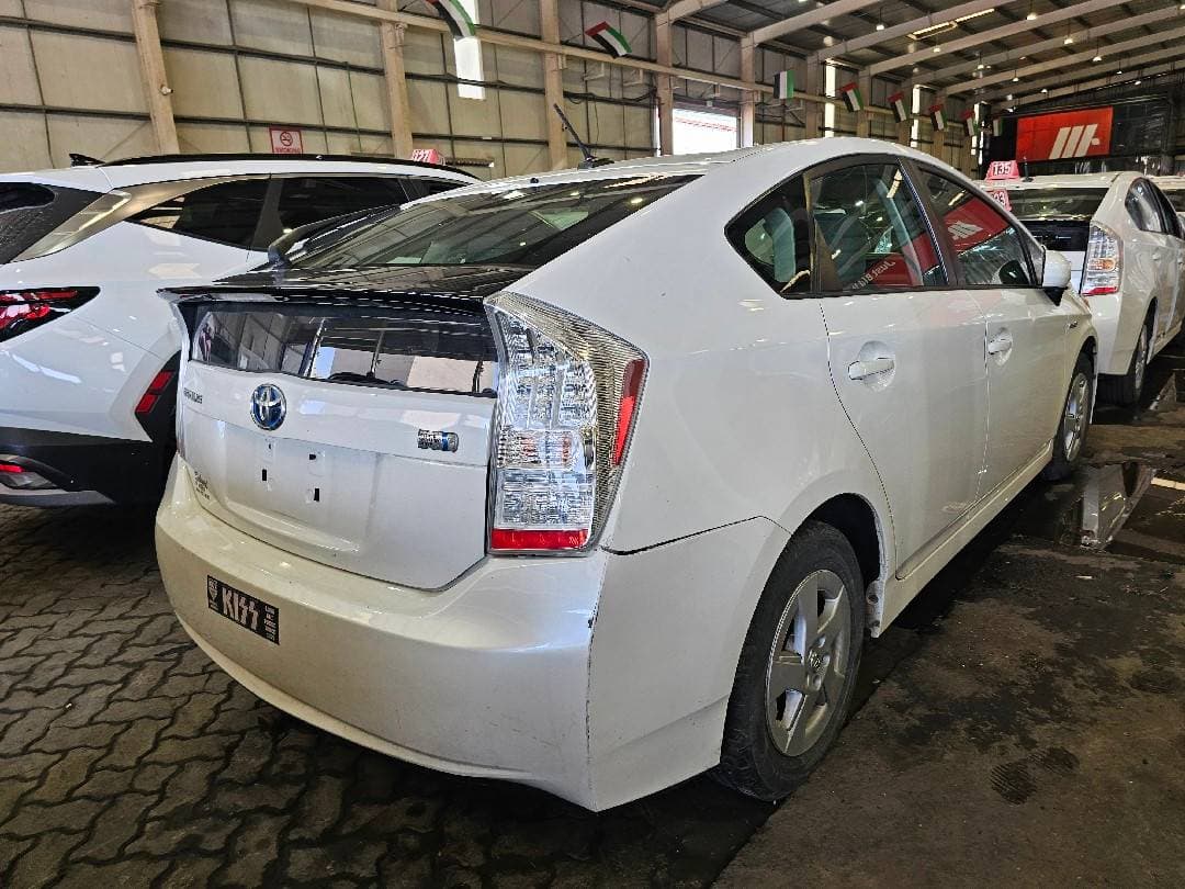 TOYOTA PRIUS 2011 vehicle photo