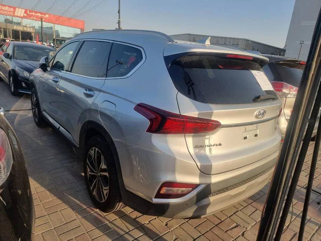 HYUNDAI SANTA FE 2019 vehicle photo