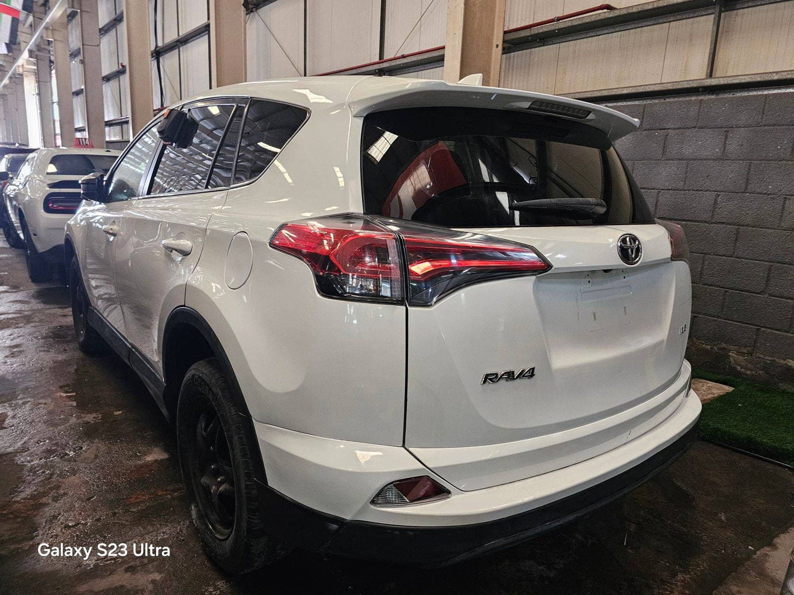 TOYOTA RAV4 - Exterior