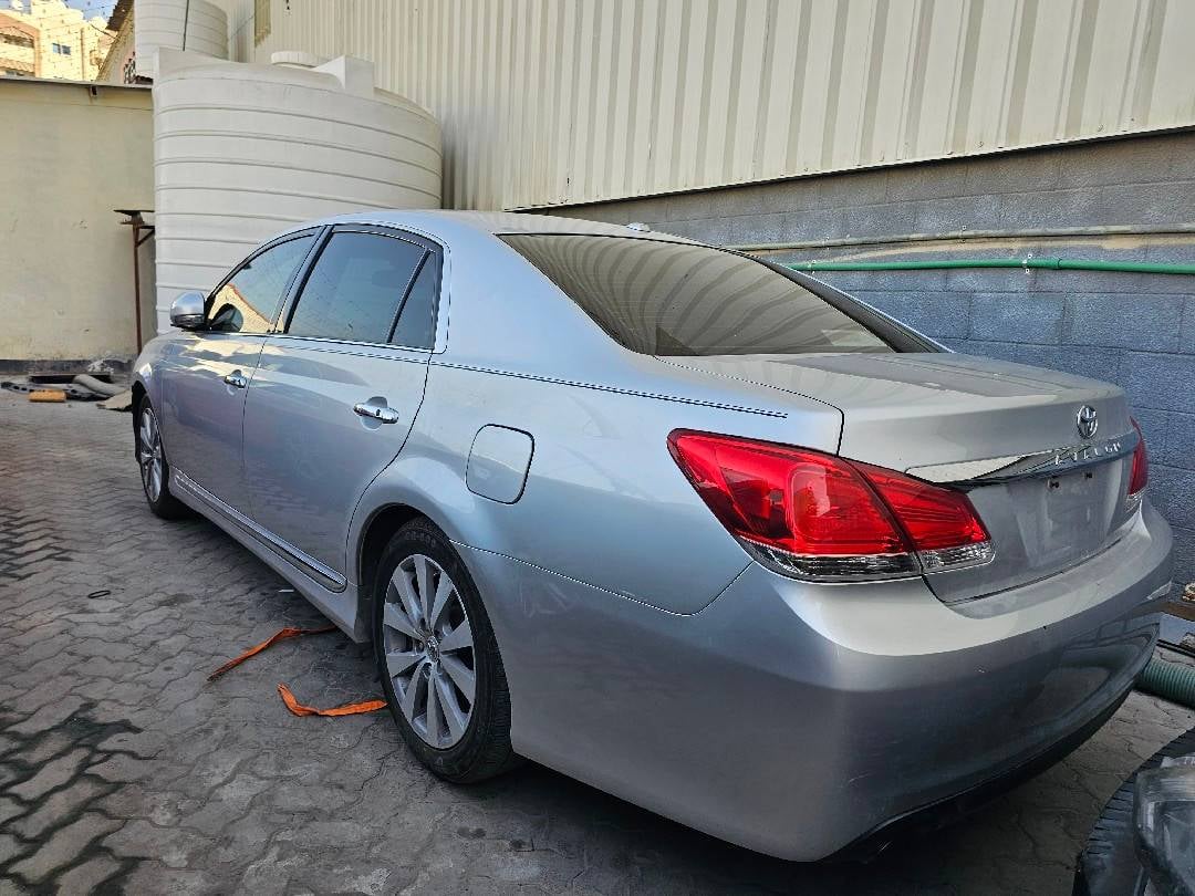 TOYOTA AVALON 2012 view 1