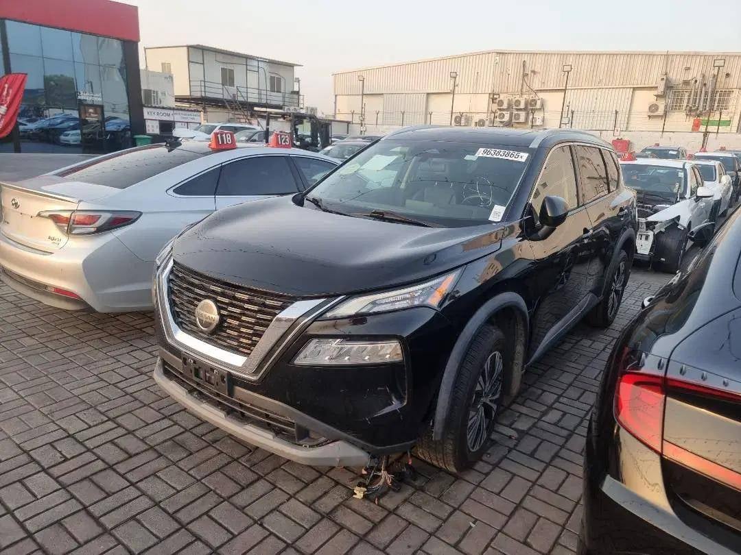 NISSAN ROGUE 2021 view 1