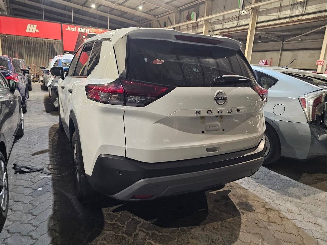 NISSAN ROGUE 2022 view 1