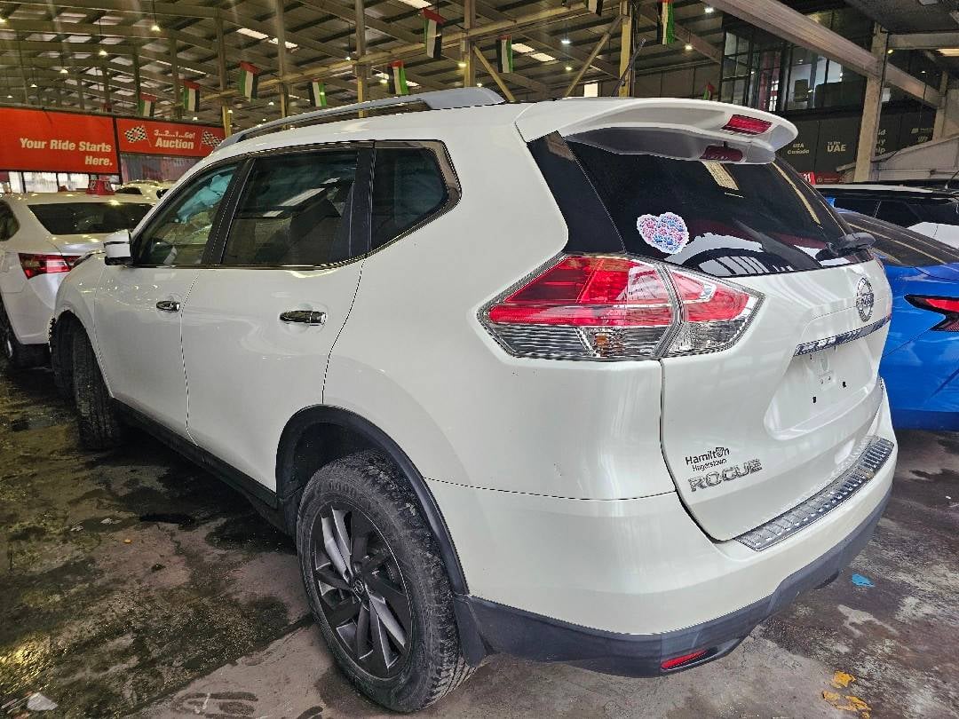 NISSAN ROGUE - Exterior