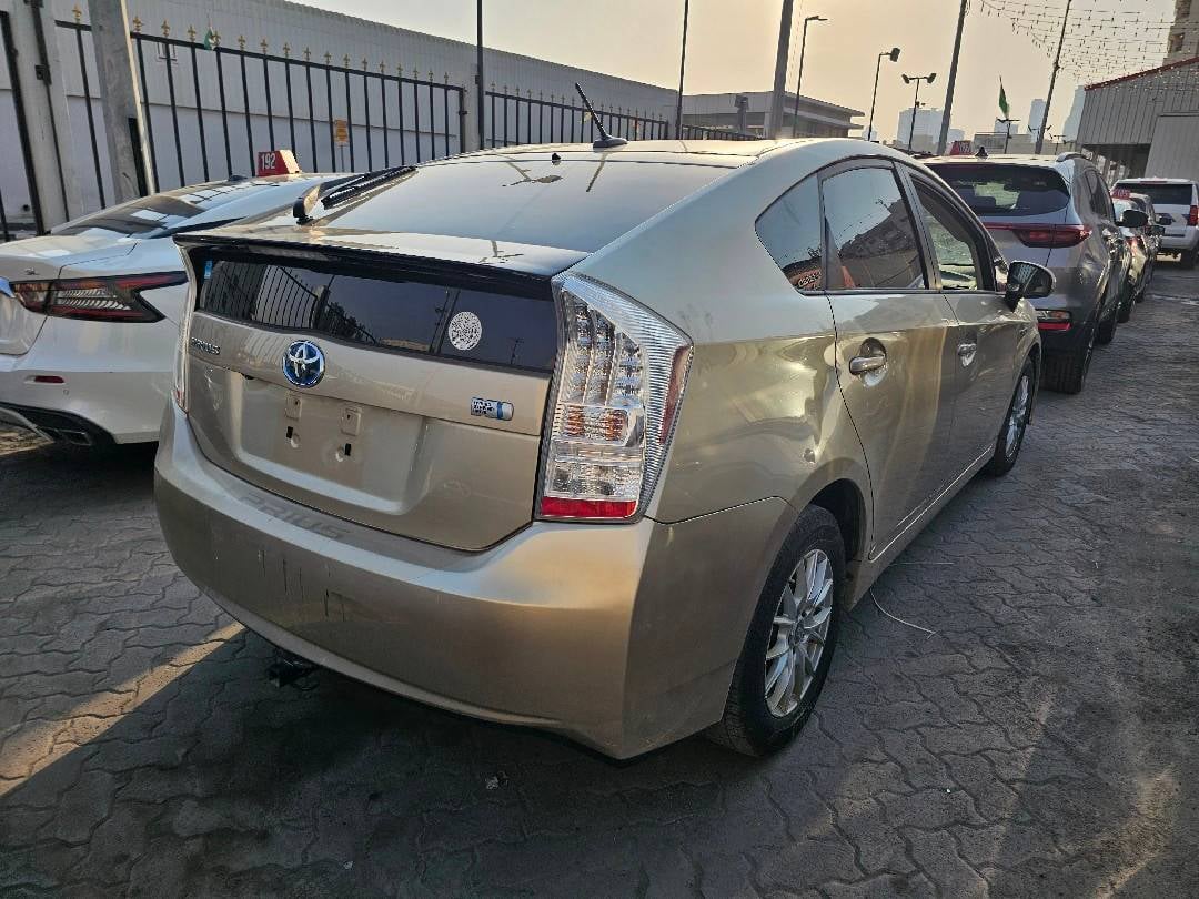 TOYOTA PRIUS 2010 view 1