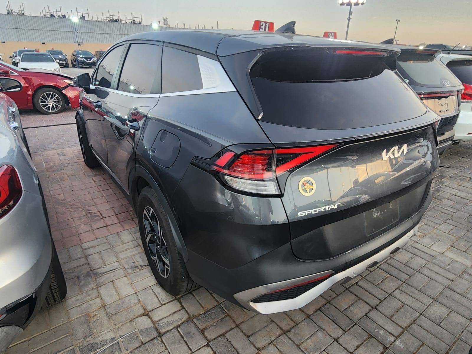 KIA SPORTAGE 2023 view 1