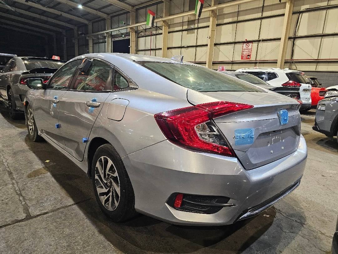HONDA CIVIC 2018 view 1