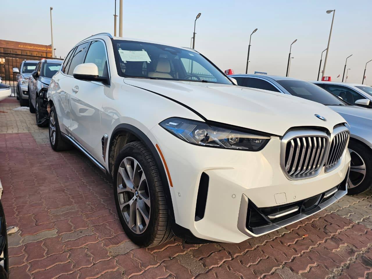BMW X5 XDRIVE40I 2025 view 1