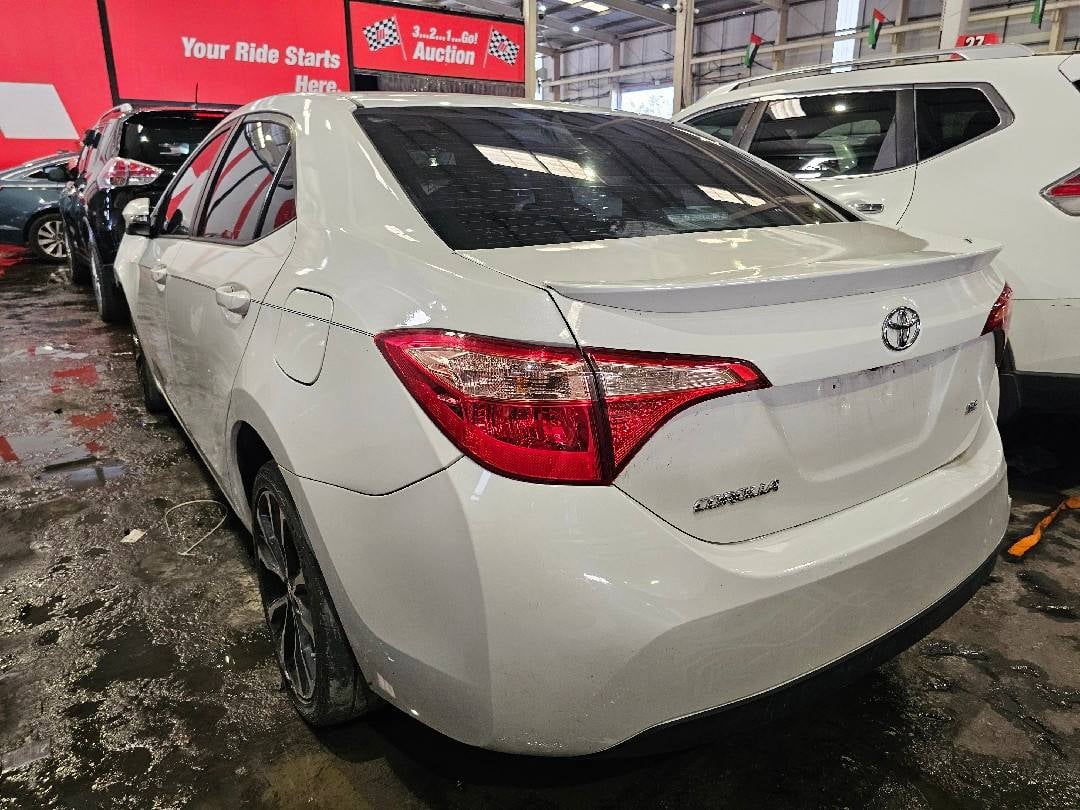 TOYOTA COROLLA 2018 view 1