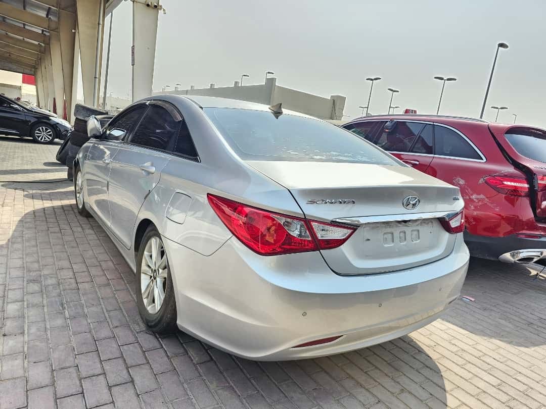 HYUNDAI SONATA - Exterior