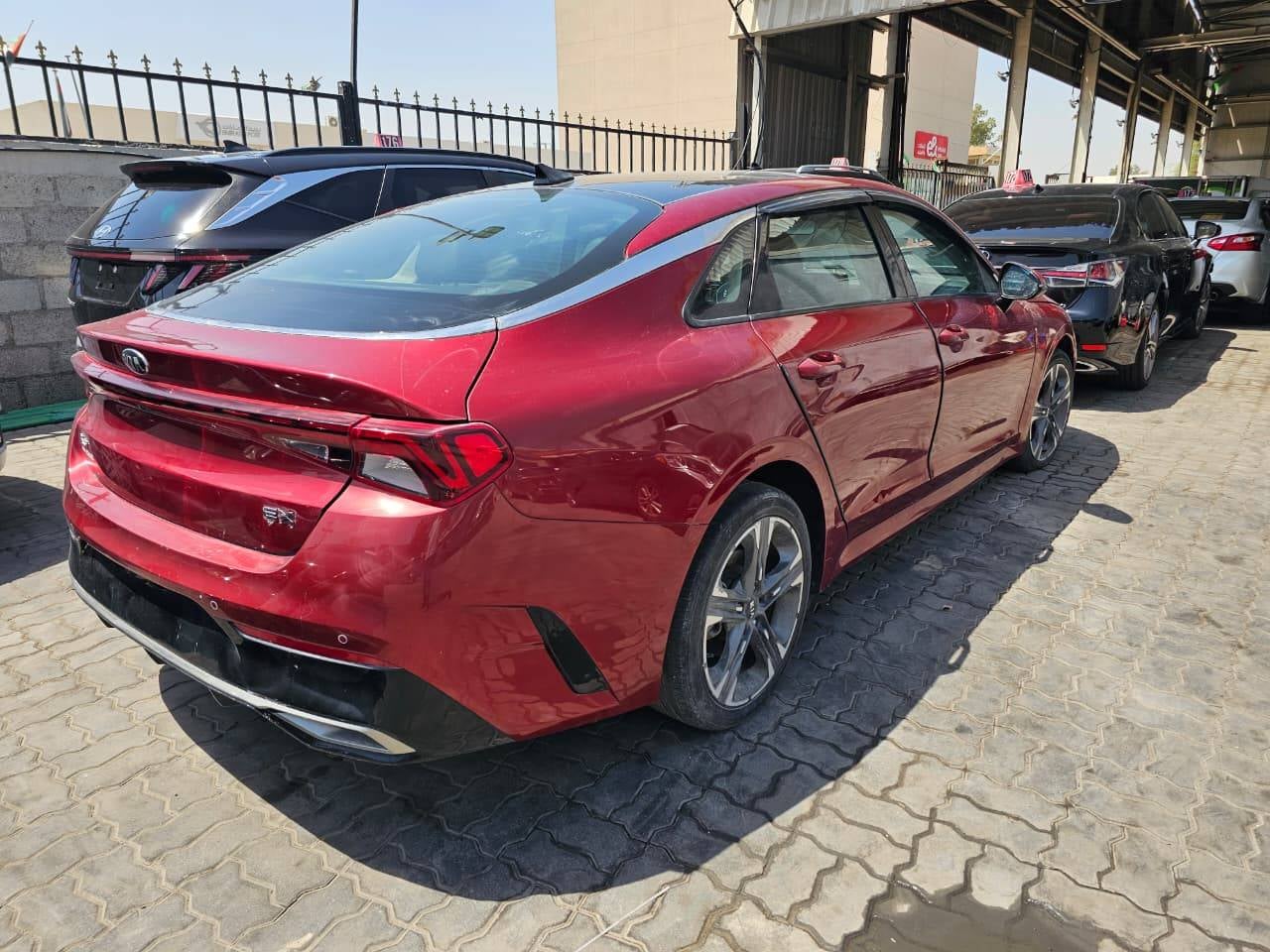 KIA K5 2021 view 1