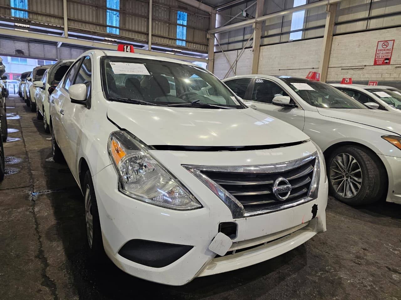 NISSAN VERSA 2018 view 1