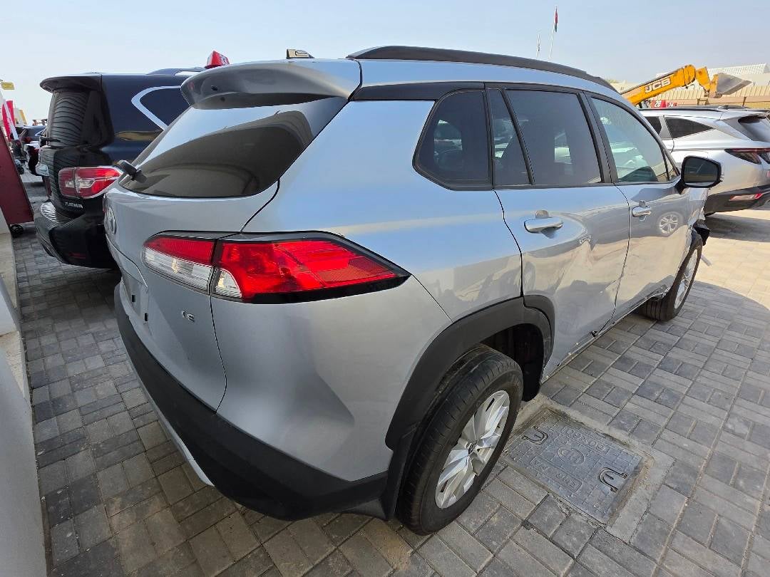 TOYOTA COROLLA CROSS L 2023 view 1