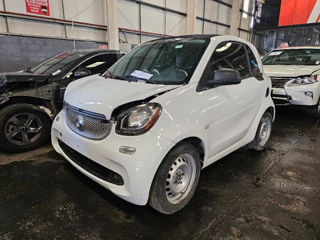 SMART FORTWO 2017 view 1