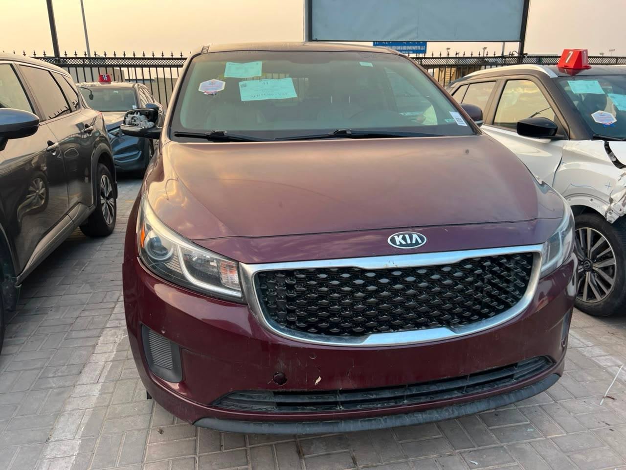 KIA SEDONA 2017 view 1