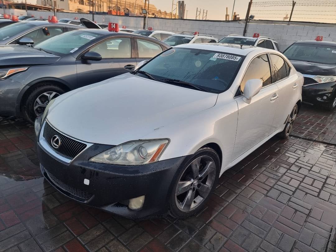 LEXUS IS 250 - Exterior