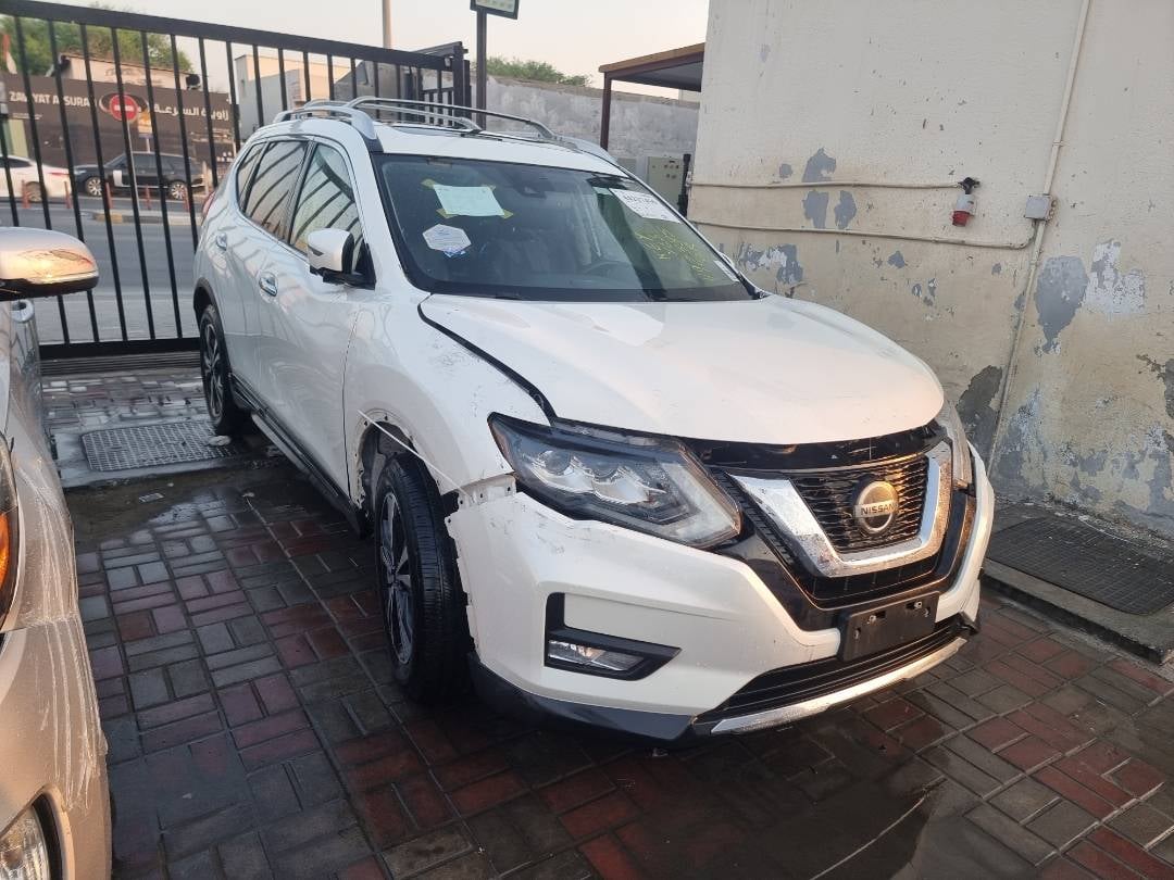 NISSAN ROGUE 2018 view 1