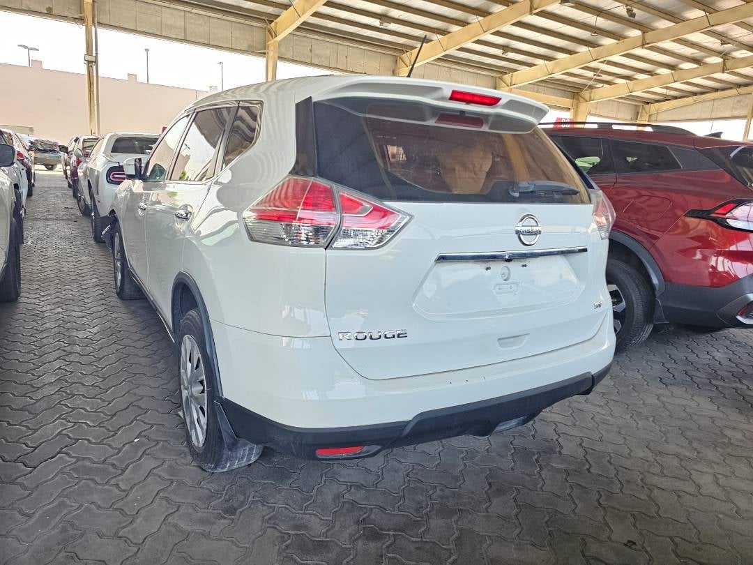 NISSAN ROGUE - Exterior